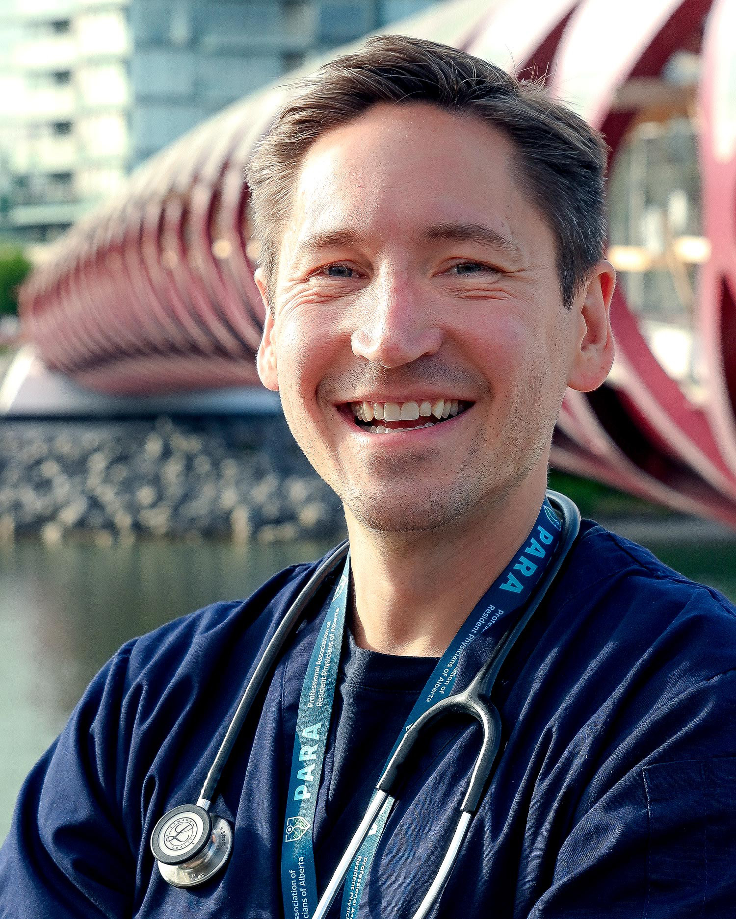 Dr. Niklas Bobrovitz